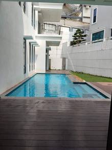 3 Storey Bungalow House WITH LIFT For Rent