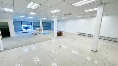 GROUND FLOOR Shoplot jalan Kg Pandan Taman Maluri KL for Rental