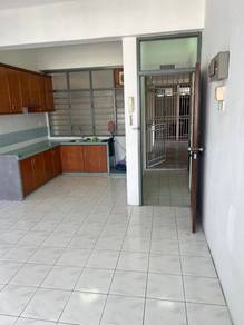 Sg Dua Taman Jubilee Phase 5 Renovated 3-Bedrooms 750sf 1-Carpark
