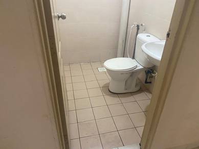 Sentul utama nearly furnished with 3 aircond