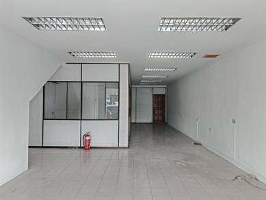 FACING MAINROAD Ground Floor Shoplot PRIME AREA Bakar Arang For Rent