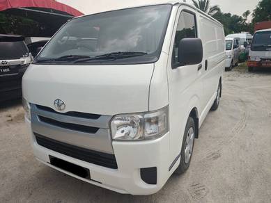2017 Toyota Hiace Panel Van 2.5 (M)