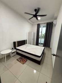 Meridin Bayvue 3bedrooms with balcony, fully furnished
