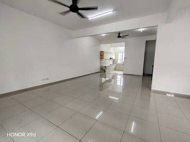 Aman Putri Renovated Double storey Terrace, Seksyen U17 Shah Alam.