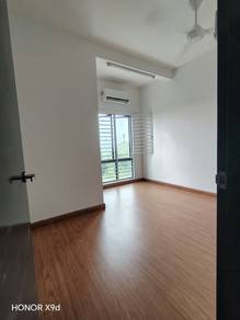 Aman Putri Renovated Double storey Terrace, Seksyen U17 Shah Alam.