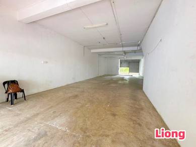 Mutiara Rini skudai ground floor 22x70 many parkings unblock view