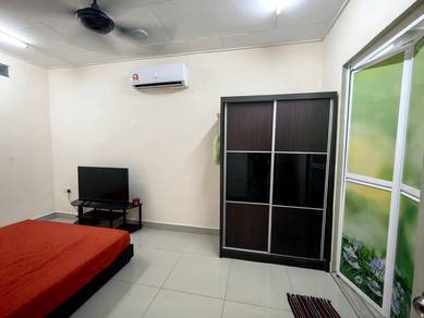 5min Walking Distant to FIZ (industrial area)