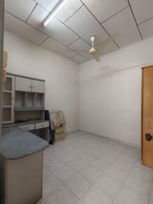 Jalan Rumbia/Taman Daya/Landed/Rumah Sewa