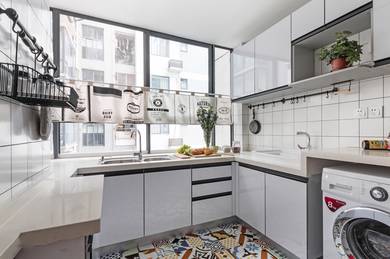 IS 3 Room 1100Sf Condo Only From 250k ?? YESSS