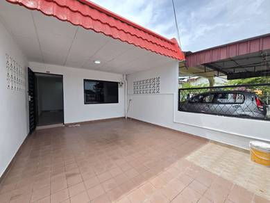 Double Storey House for Rent at Perling