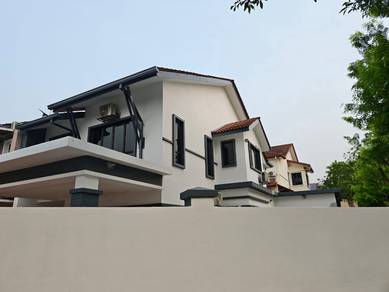 Bandar Kinrara 9- D/S Corner House For Rent