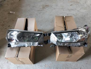 Lampu depan Dan belakang hilux 2.4e