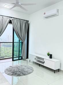 Parkland kajang 2 fully cheap warm 3 rooms 4AC walking distance to KTM
