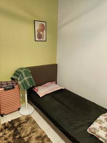 Single Room for November/ Bilik Single disewa kemasukan November 