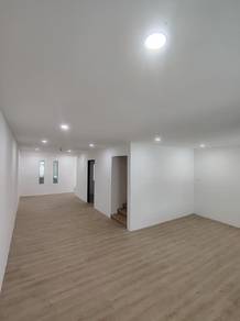 Fully Renovated Capital Garden Double Storey House For Sale at Arang