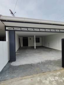 Fully Renovated Capital Garden Double Storey House For Sale at Arang