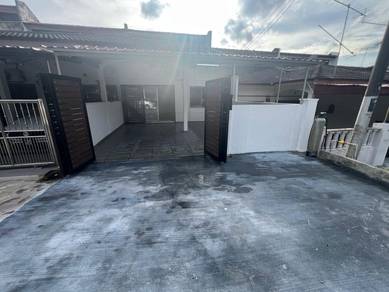 Taman Megah Kluang Single Storey Terrace House| Boleh 100% full loan