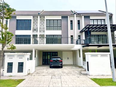 3-storey-Terraced-House-for-sale-Sepang-Selangor