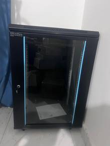 CentRacks 18U (45cm x 85cm x 60cm)