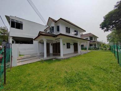 Corner Lot ‼️Double Storey Terrace Rawang Perdana