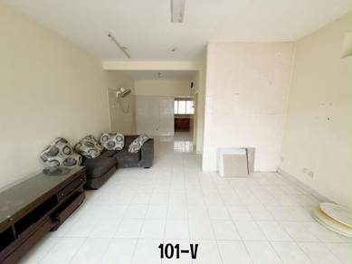 2-storey-Terraced-House-for-sale-Bandar-Botanic-Selangor