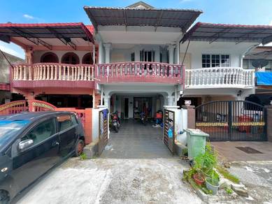 FULL LOAN RENOVATED🔥Double Storey , Taman Medan, PJS 4, Petaling Jaya