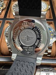 Breitling Avenger Skyland Chronograph  45mm