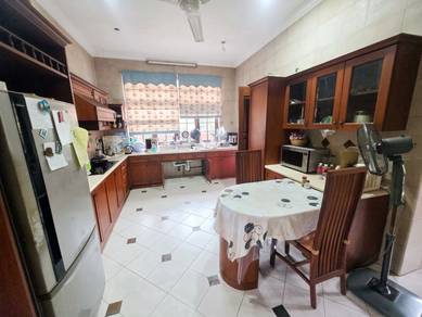 Double-storey Bungalow for Sale in Section 12, PJ