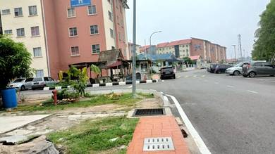 Residensi Melaka Tengah 2