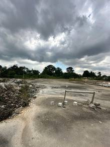Tanah Serta Rumah Parking Lori Tanah Rata kempas Seelong Johor