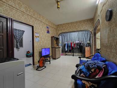 Flat Taman Perling