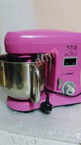 The Baker stand mixer 6.5L warna pink