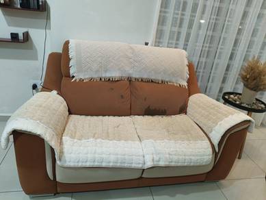3+2 Seater Sofa Set with Free Sofa Covers