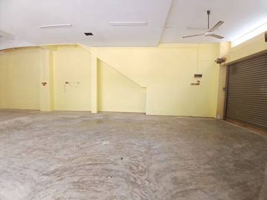 Taman Pulai Utama skudai corner shoplot ground floor jalan pulai