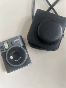 instax mini 41 (Like new, box, leather bag)