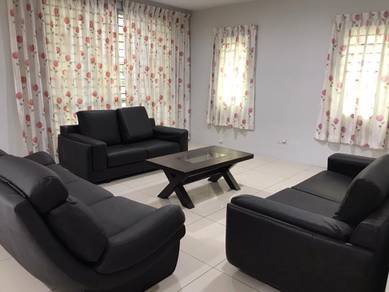 2 1/2 Storey Detached Bangalow