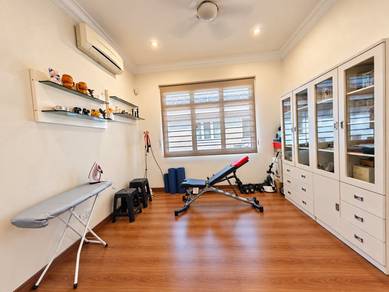 Aman Perdana Klang Bungalow For Sale Fully  Renovated