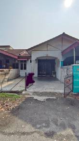 Teres Taman Cencaru, Alor Setar, open Facing