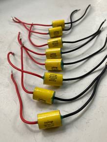 Auricaps metalised capacitors