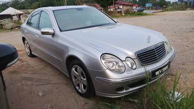 Mercedes Benz / E200K (A) 2003