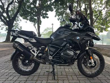 Excellent Triple Black GS for Sale