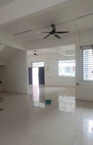 Simpang Ampat -2-Storey Gated Guarded Taman Carnation 4-Bedrooms