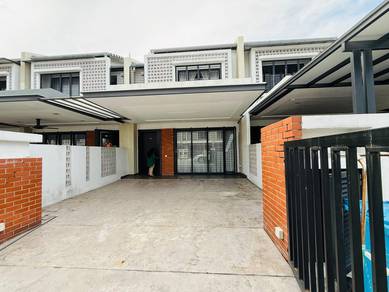 2 Storey Terrace House in Elmina Green 1, Elmina West For Rent.