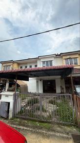 Rumah 2 Tingkat untuk Disewa