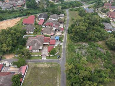 ( 602MP | HOT LOCATION ) TANAH LoT BANGLO SURA HUJUNG DUNGUN
