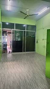 Kedai Lot untuk disewa