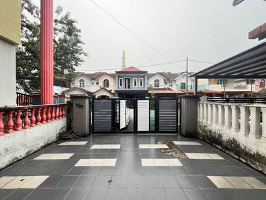 RENOVATED EXTENDED 2 Sty House Taman Puchong Perdana