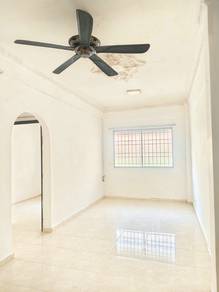 Flat Tingkat Bawah nk Sewa (Taman Pantai Bersih)