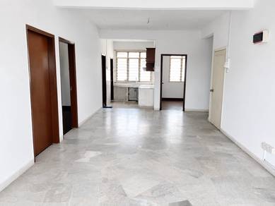 Subang Perdana Goodyear Court 1 Freehold 3 Bedrooms 2 Carparks