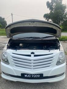 Hyundai GRAND STAREX 2.5 ROYALE (A)